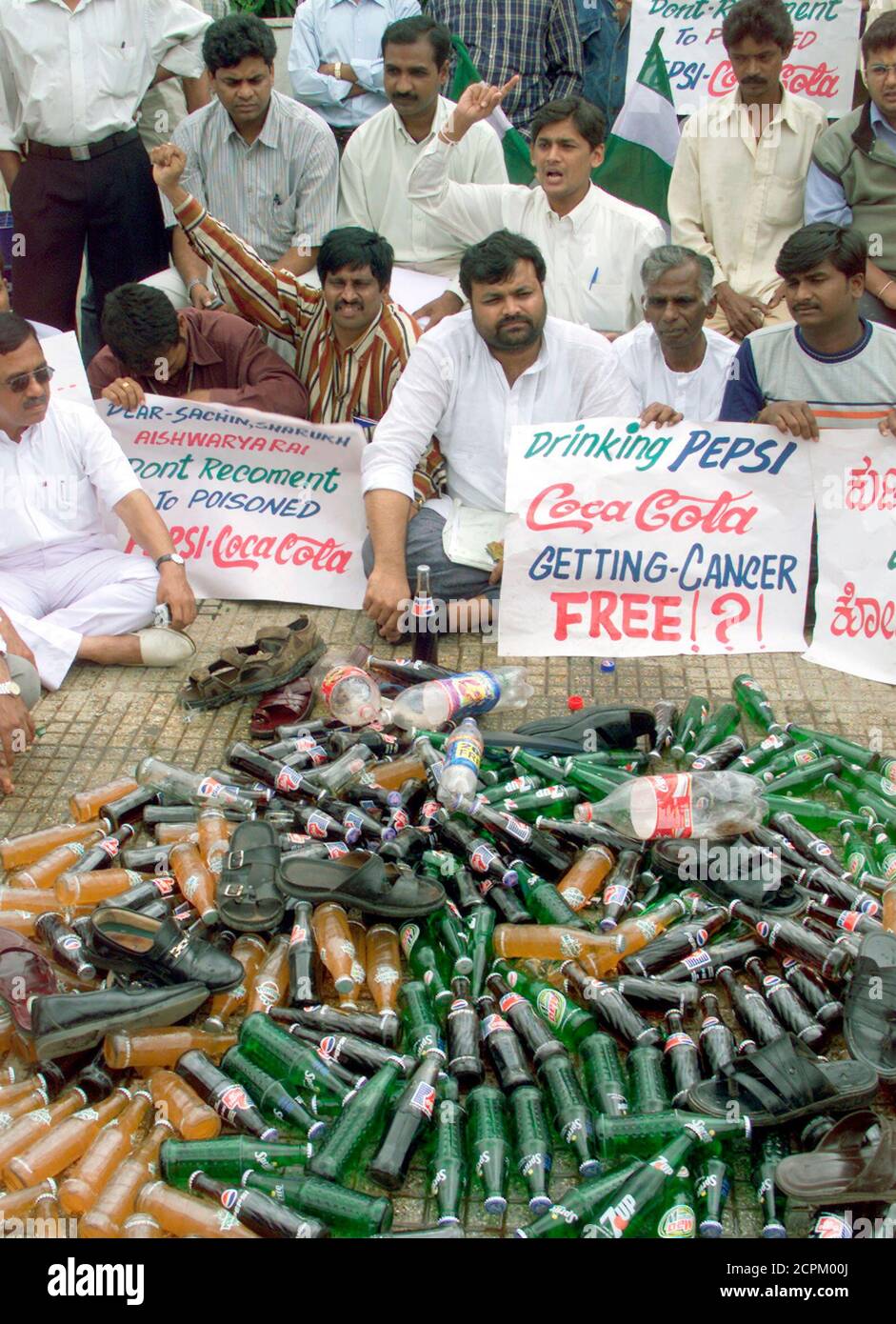 Coca cola india protest hires stock photography and images Alamy