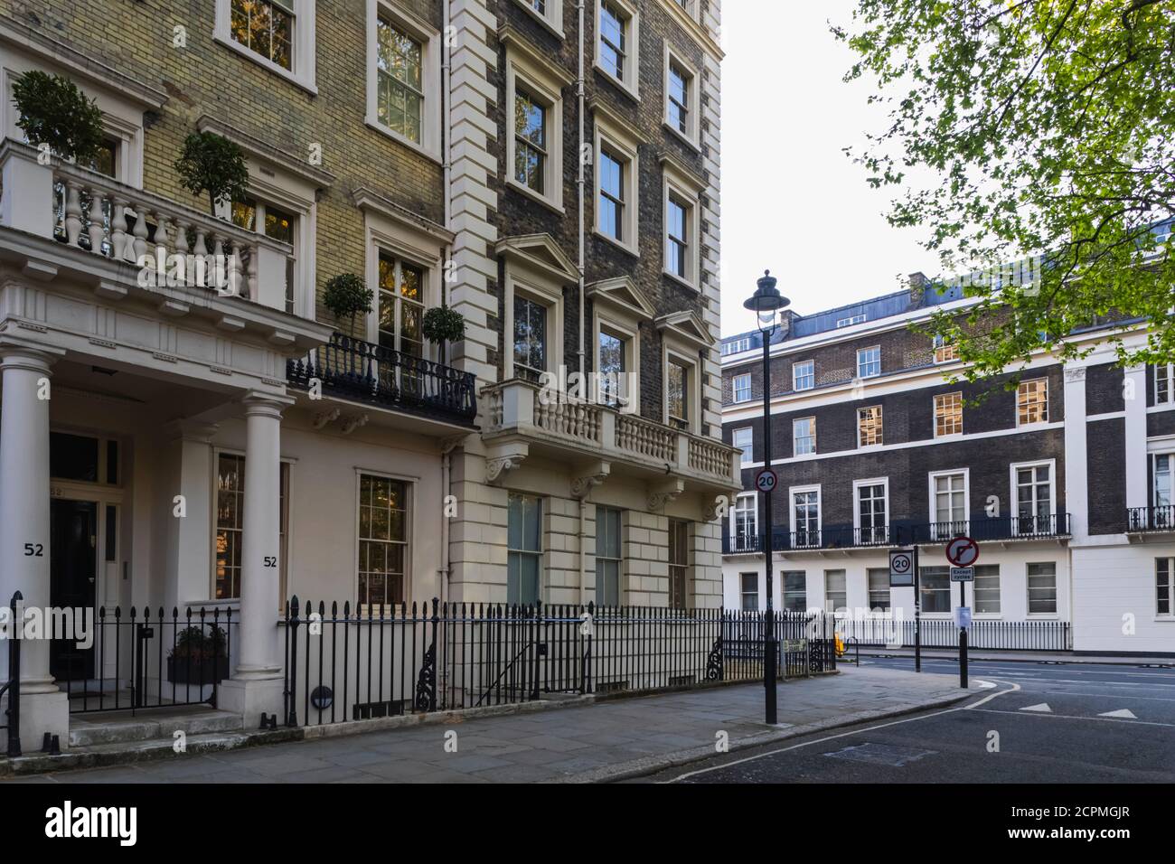 Gordon Square Spring Gordon square london hi-res stock photography and images - Alamy