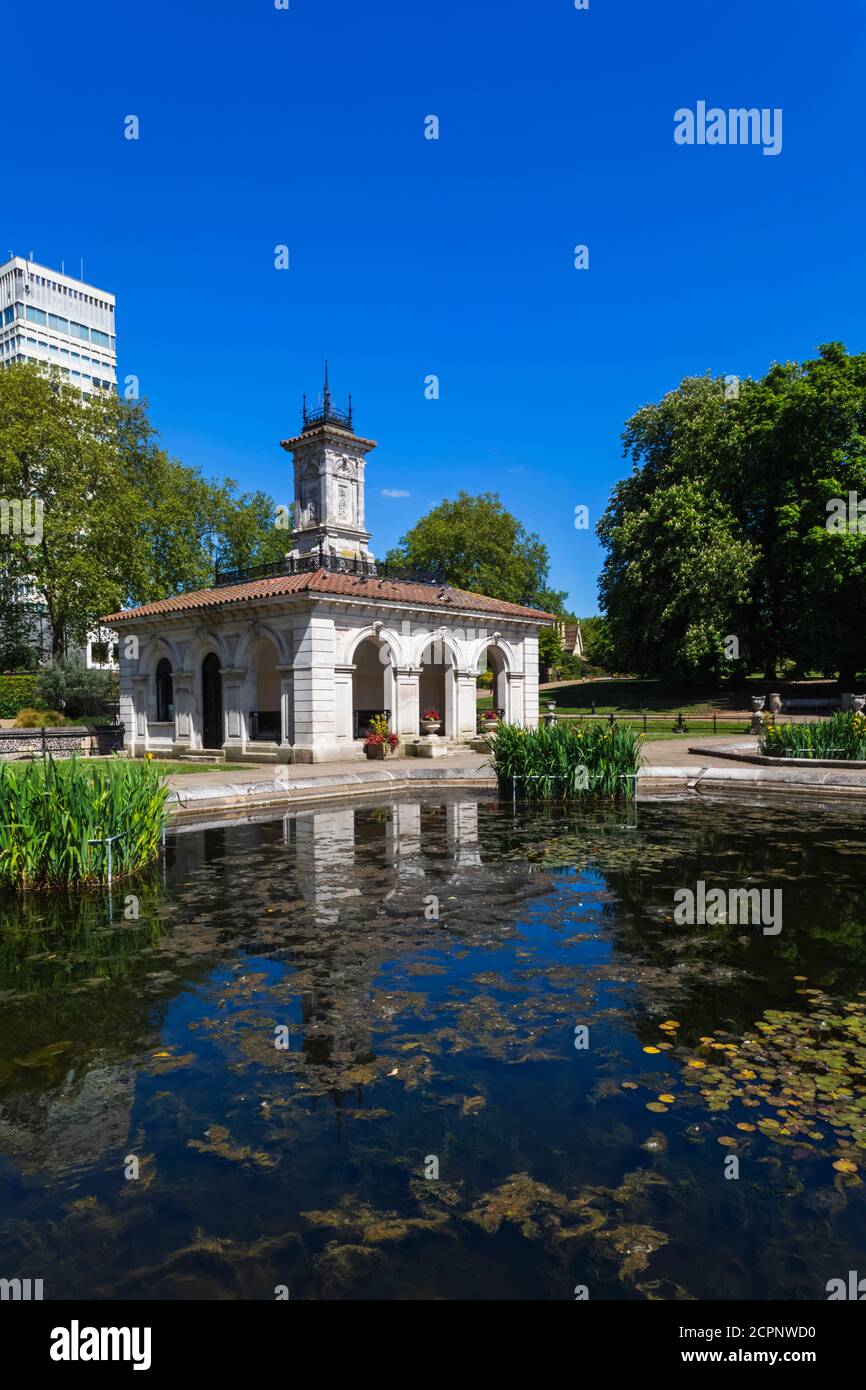 England, London, Westminster, Kensington and Chelsea, Kensington Gardens, The Italian Gardens Stock Photo