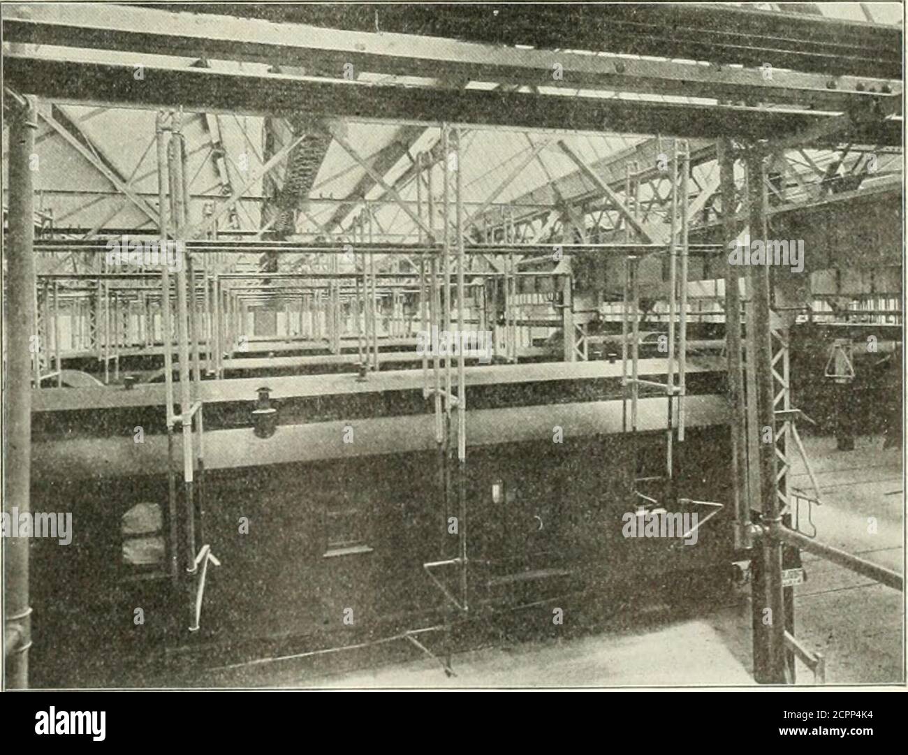 . Railway and locomotive engineering : a practical journal of railway motive power and rolling stock . ns., and can thus be used upon anyset of supports. Getting Ahead Not Always Good. An old couple, who had passed theirlives in the quiet of a Derbyshire village,resolved to make a journey to London.The resolution was communicated totheir neighbors, who gave them long in-structions as to the best methods of tak-ing care of themselves and avoiding citysharpers. The villagers gathered at the stationto see the departure, and all went welluntil the train reached Bedford. Therethe old man, in an evi Stock Photo