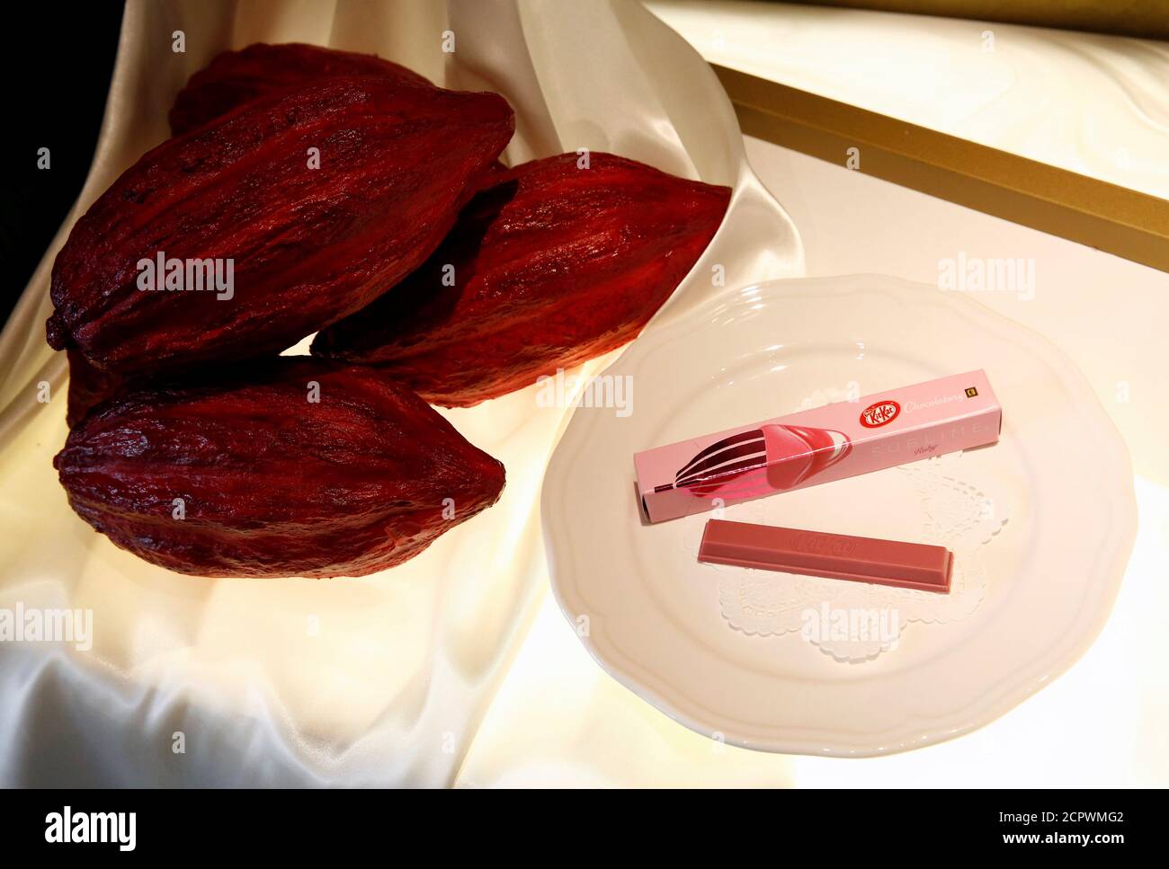 Ruby Cocoa Bean High Resolution Stock Photography And Images Alamy