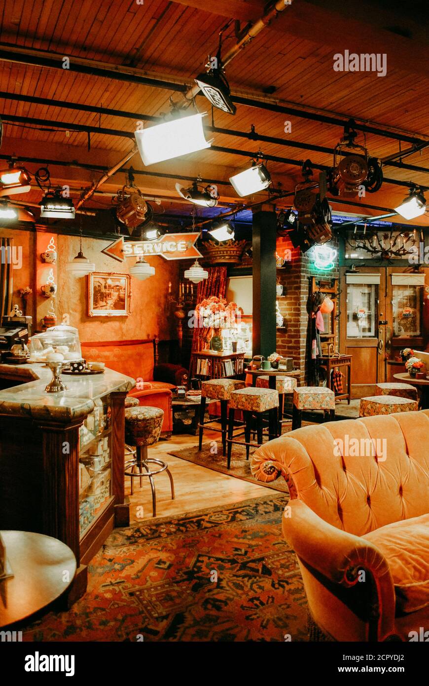 Central perk cafe hi-res stock photography and images - Alamy