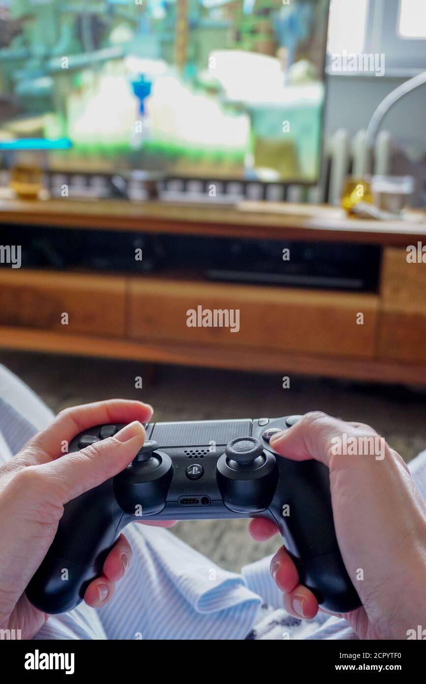 29 March 2020 Eskisehir Turkey. Ps4 gamepad in woman hand at home Stock  Photo - Alamy