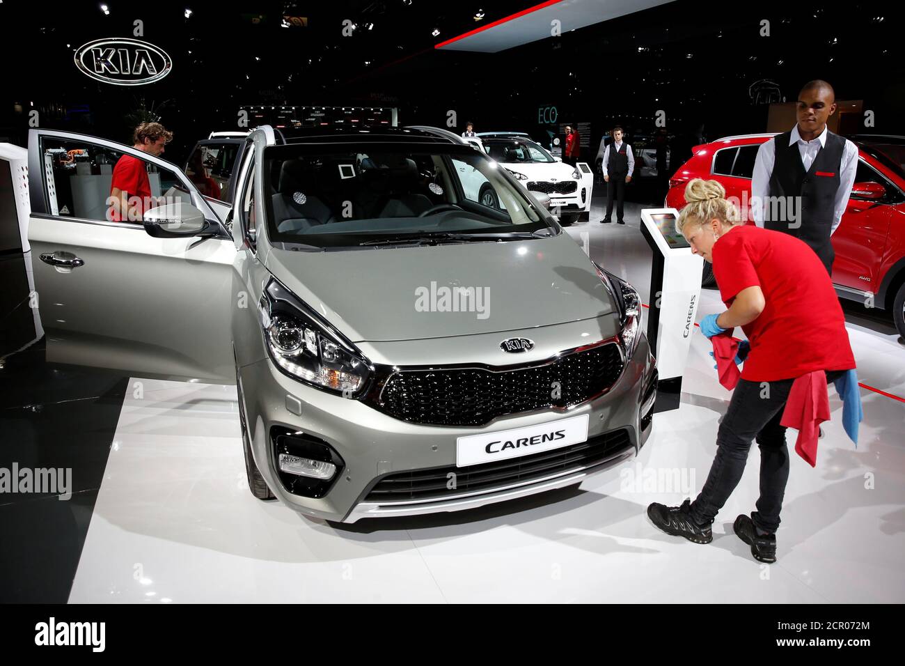 Kia Carens High Resolution Stock Photography And Images Alamy