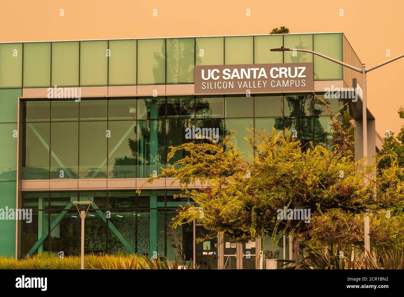 UC Santa Cruz Silicon Valley Extension sign near school campus Stock ...