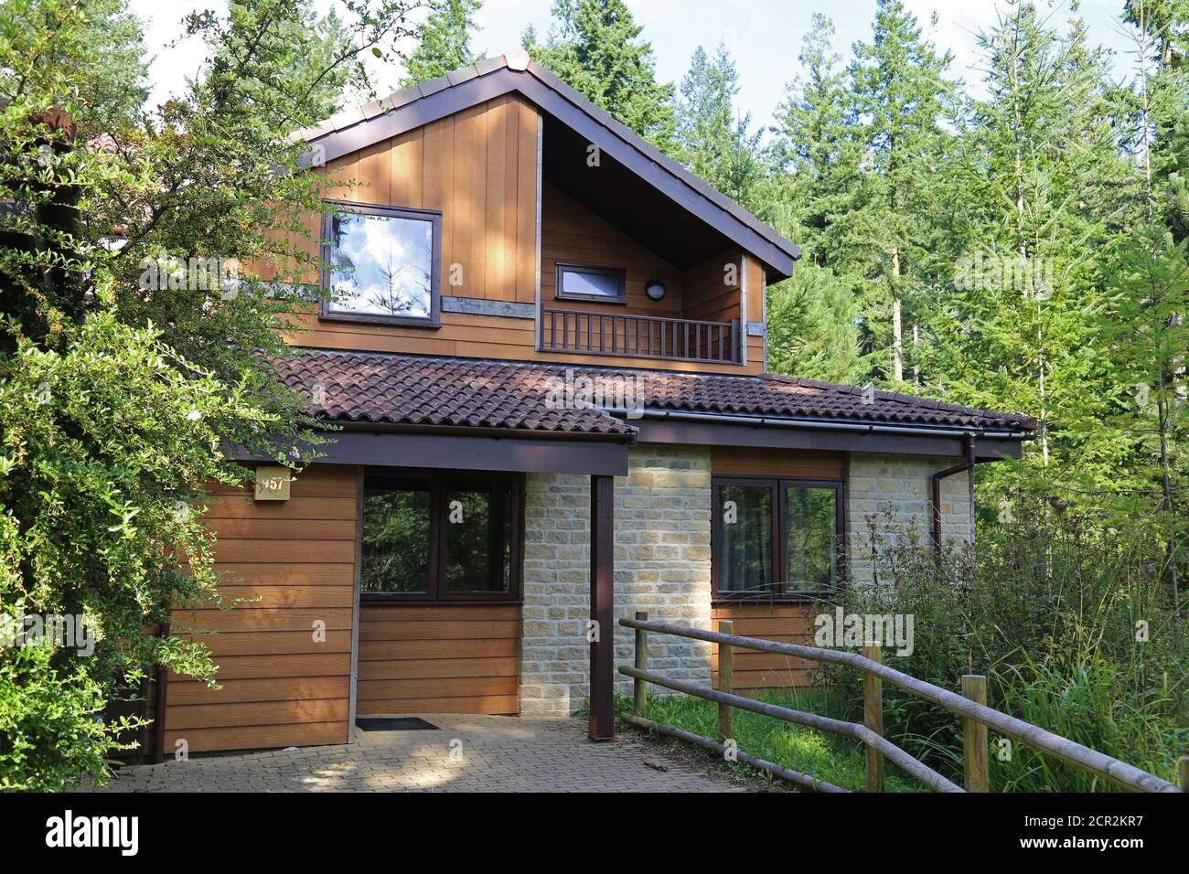 Lodges centre parcs longleat forest hires stock photography and images