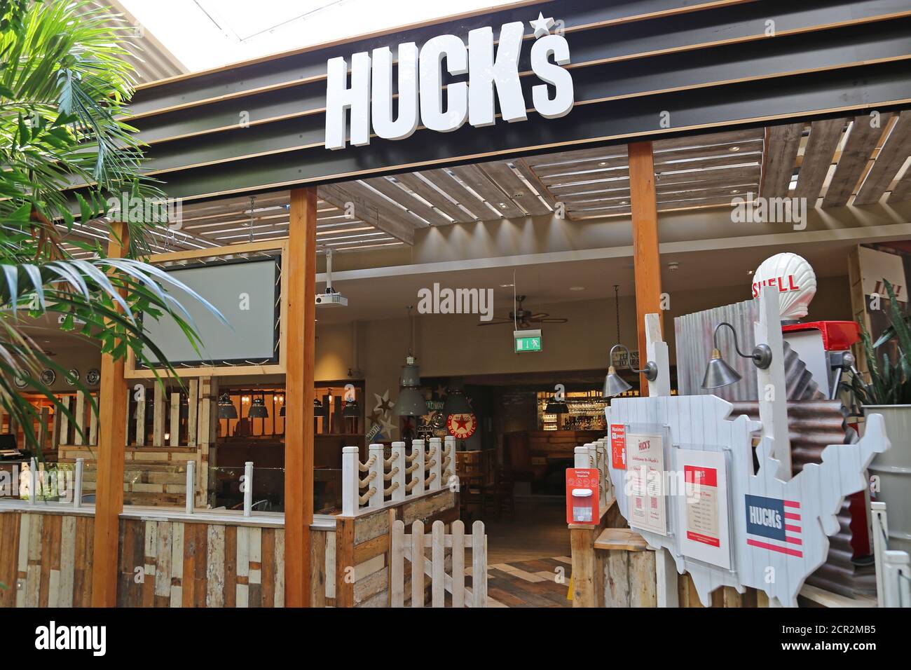 Center parcs restaurants hires stock photography and images Alamy