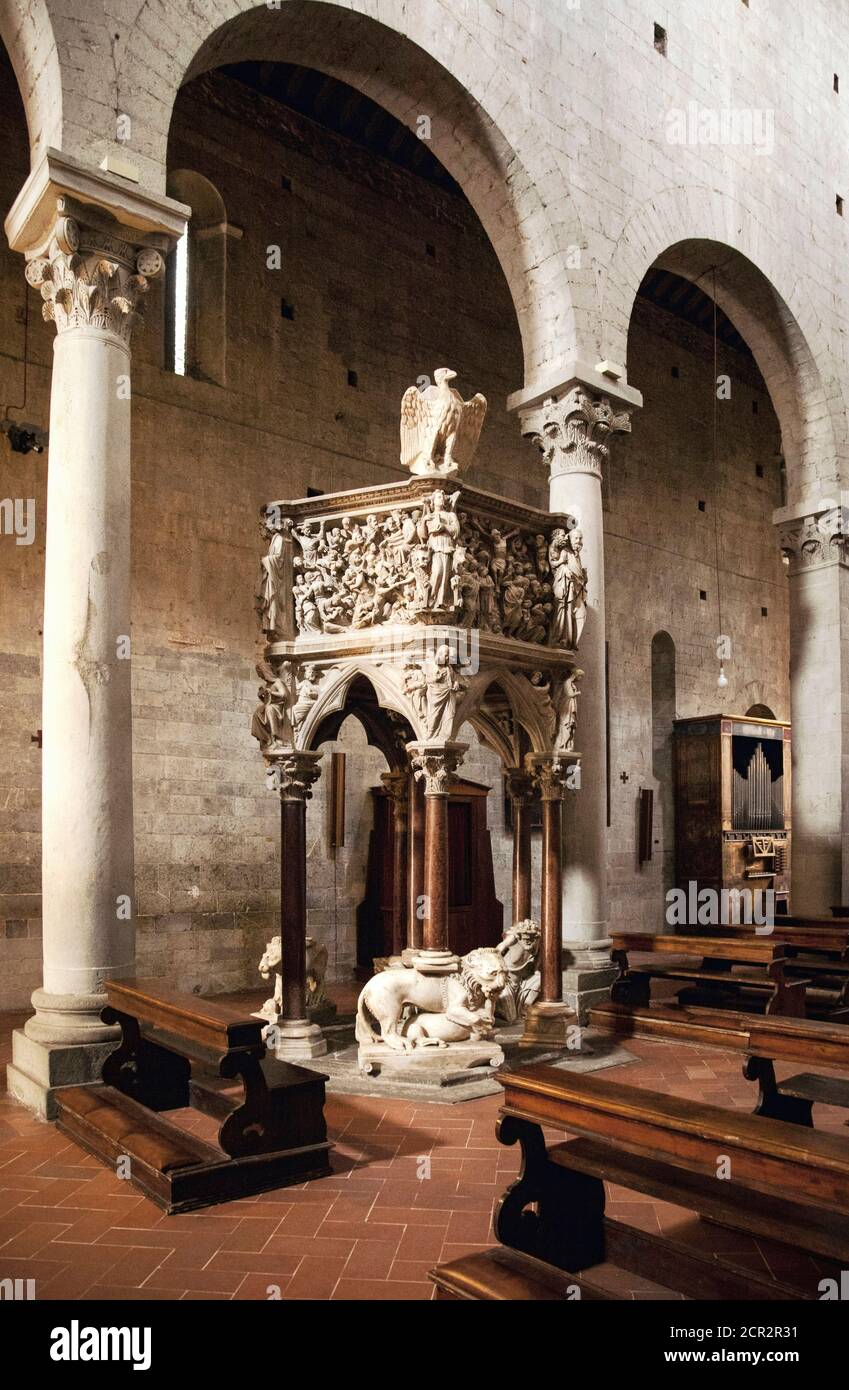 Sant'Andrea, sculpture, pulpit, Pistoia, Tuscany, Italy Stock Photo Alamy