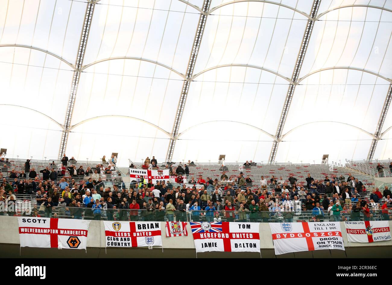 Retractable roof stadiums hires stock photography and images Alamy