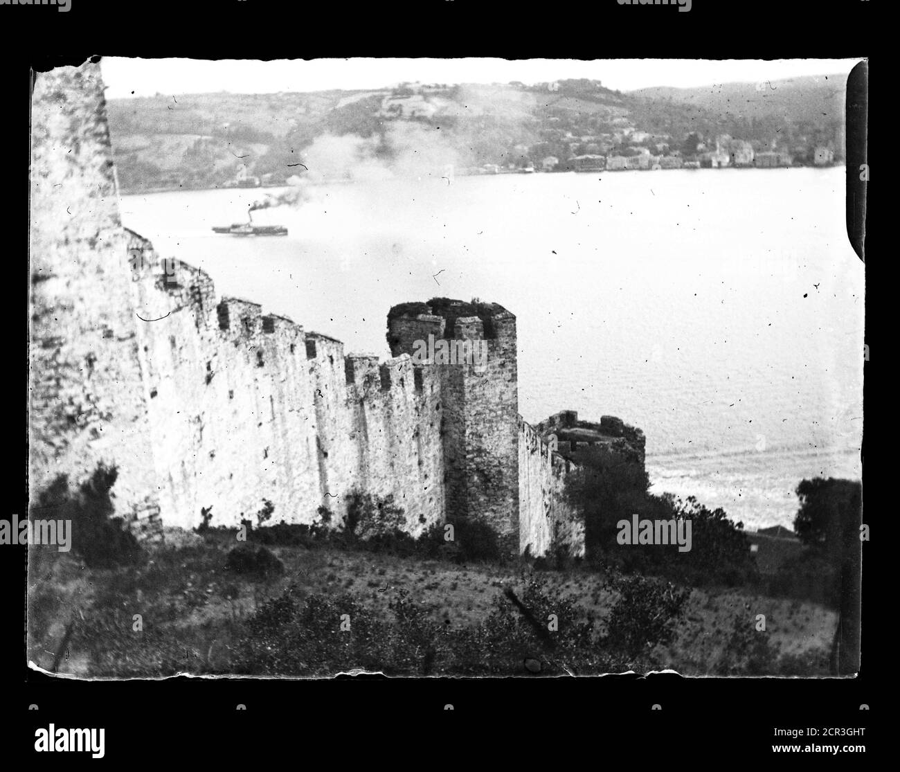 Walls of Constantinople with a view to the Golden Horn, steamship on the water. Photograph on dry glass plate from the Herry W. Schaefer collection, around 1910. Stock Photo
