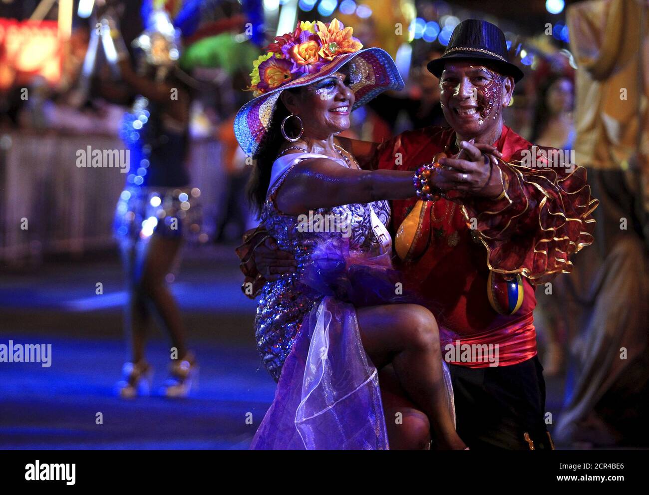 Cali colombia salsa hires stock photography and images Alamy