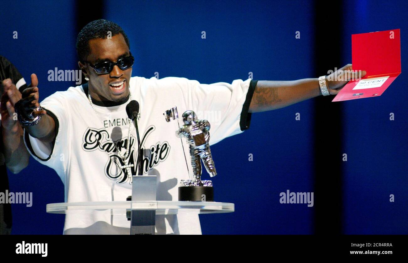 P diddy mtv video music awards hires stock photography and images Alamy