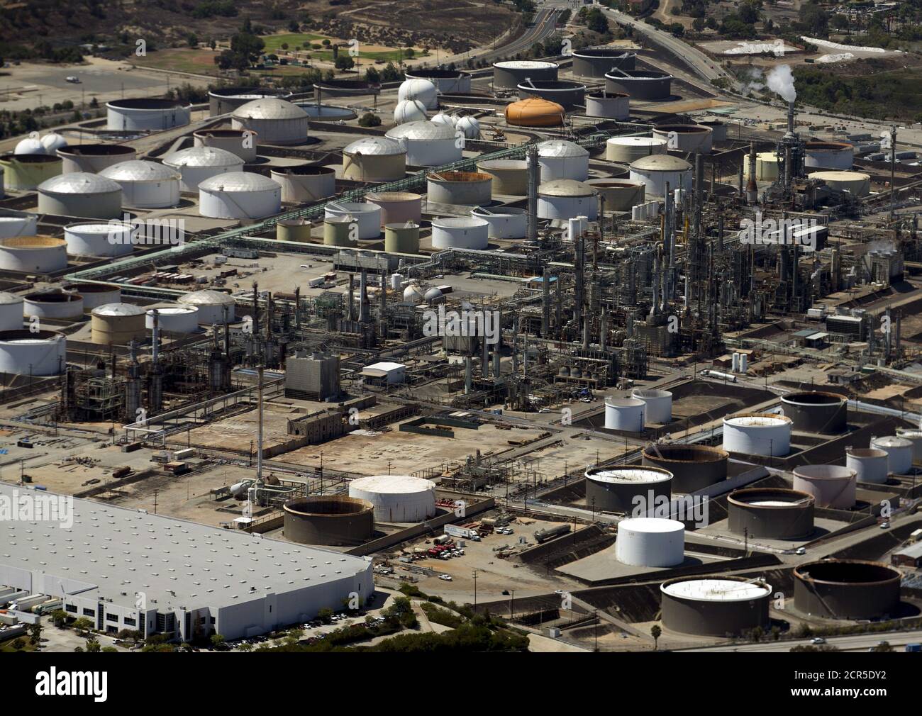 gas leak in carson california