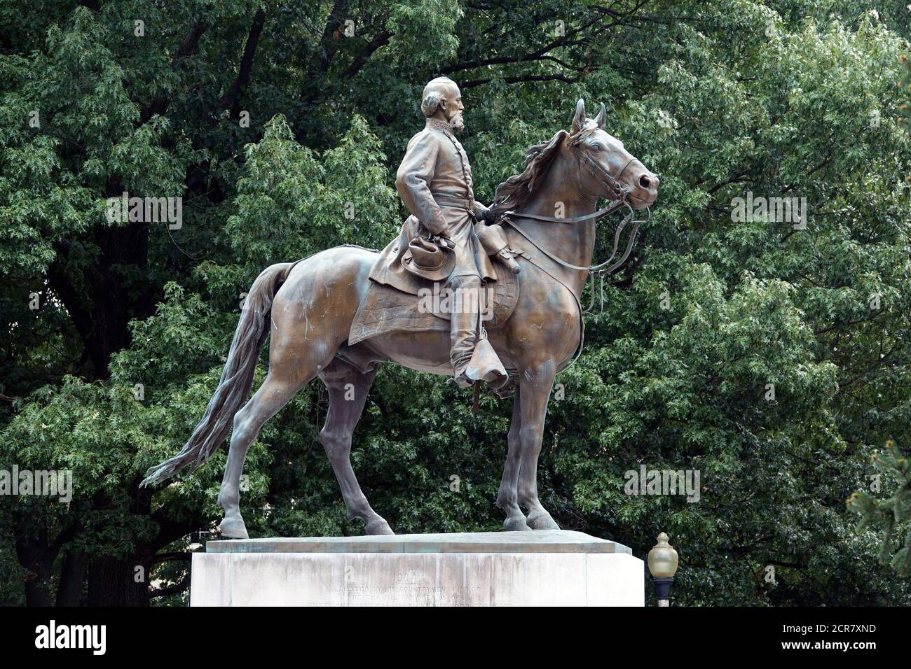 Nathan bedford forrest statue hires stock photography and images Alamy
