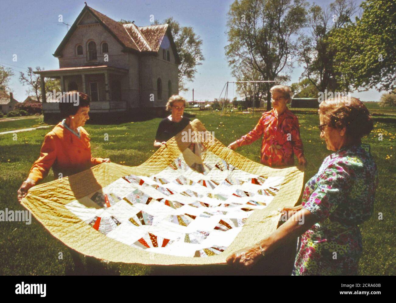 1970s quilting club hi-res stock photography and images - Alamy