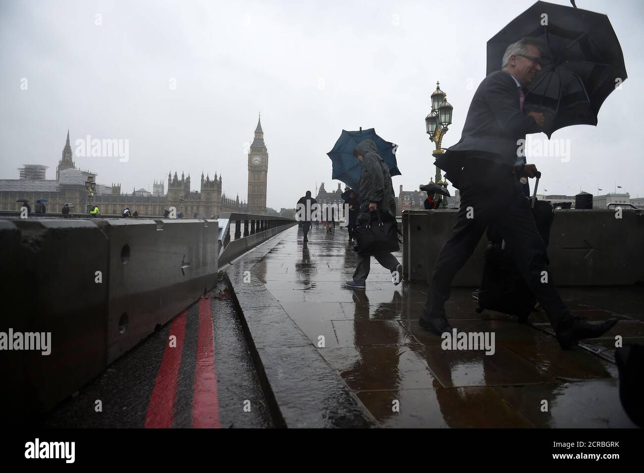 Security barriers westminster bridge hi-res stock photography and ...
