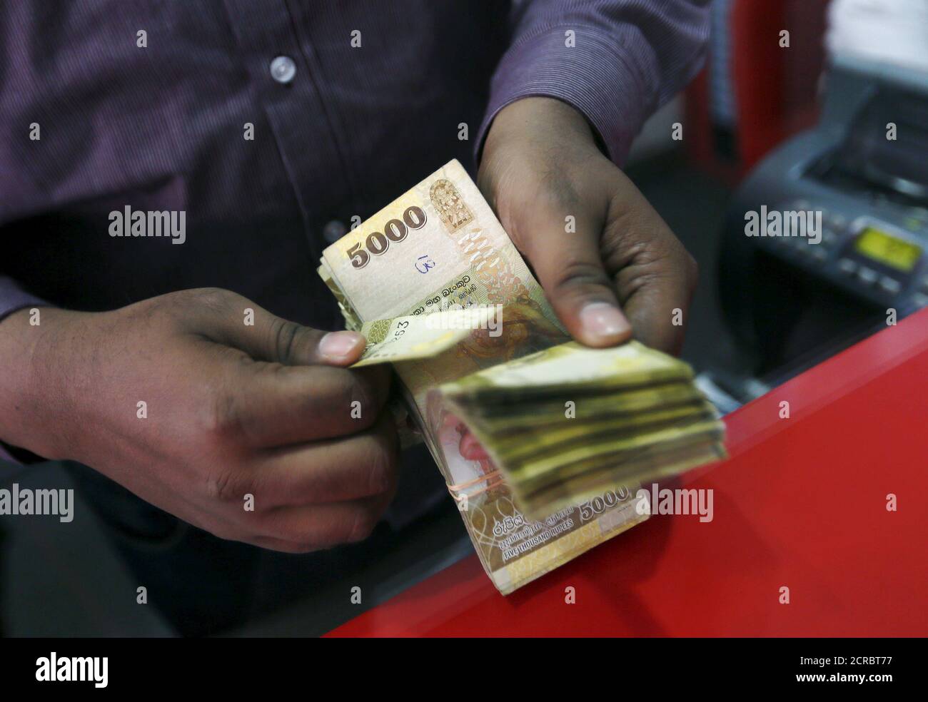 Rupee Exchange Rate High Resolution Stock Photography And Images Alamy