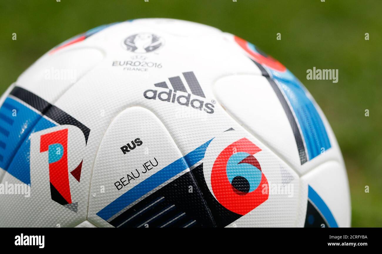 Adidas ball 2016 hi-res stock photography and images - Alamy