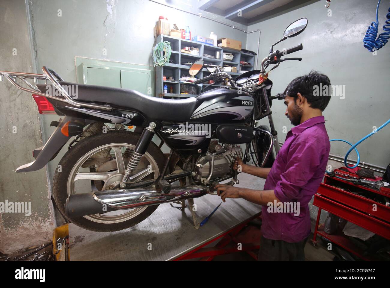 Hero Motocorp High Resolution Stock Photography And Images Alamy Hero Motocorp High Resolution Stock Photography And Images Alamy