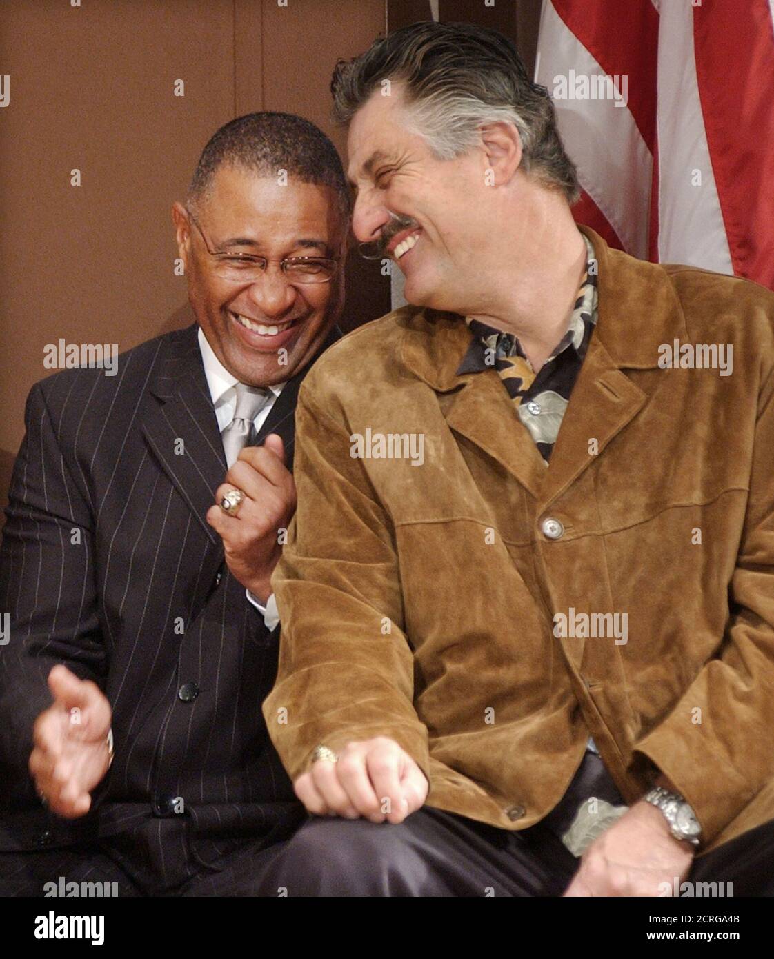 BASEBALL HALL OF FAMERS OZZIE SMITH AND ROLLIE FINGERS HELP OPEN BASEBALL  AS AMERICA EXHIBIT AT MUSEUM OF NATURAL HISTORY IN WASHINGTON. Baseball  Hall of Famers Ozzie Smith (L) and Rollie Fingers
