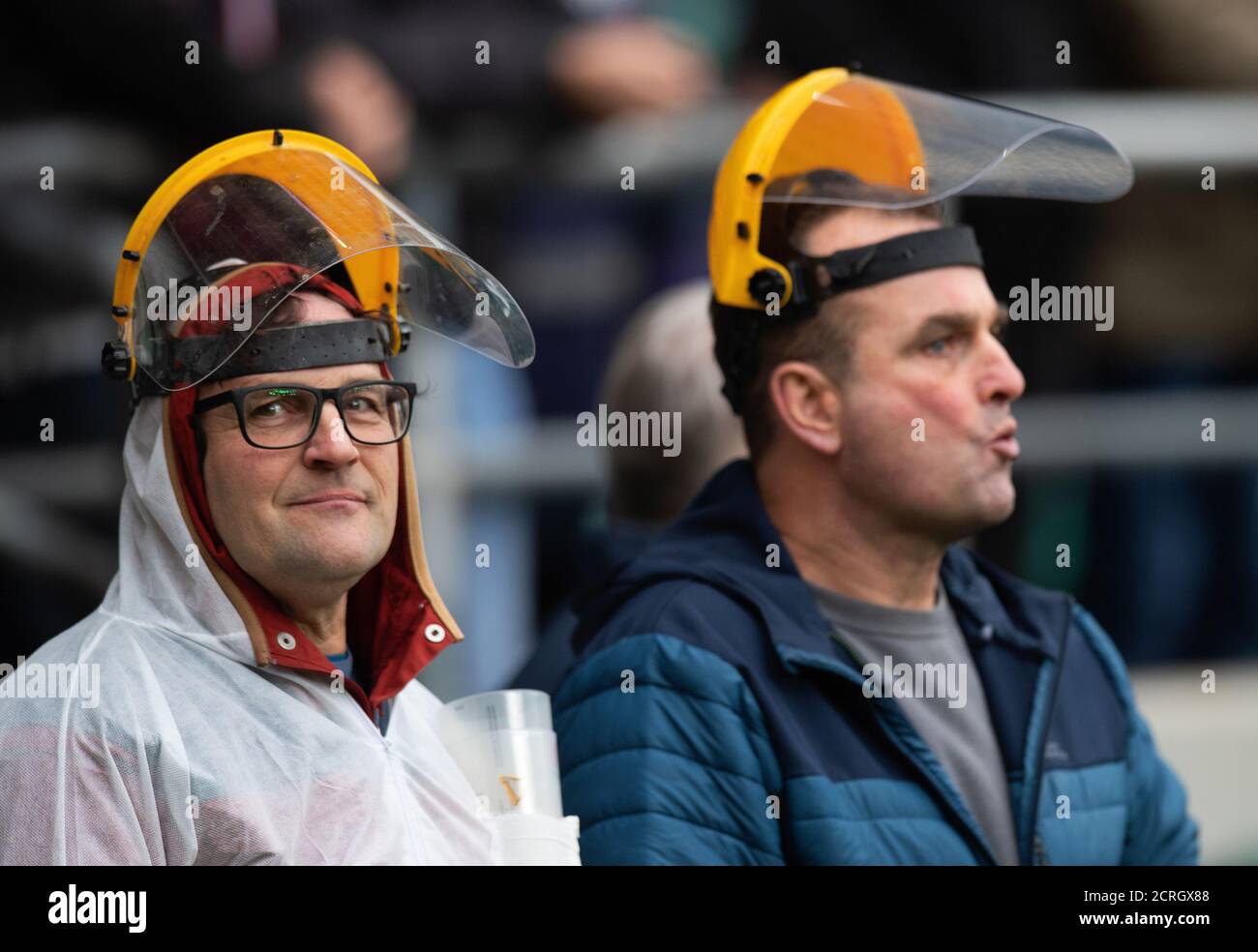 Rugby fans at Twickenham protect themselves against the Coronavirus   PHOTO CREDIT : © MARK PAIN / ALAMY STOCK PHOTO Stock Photo