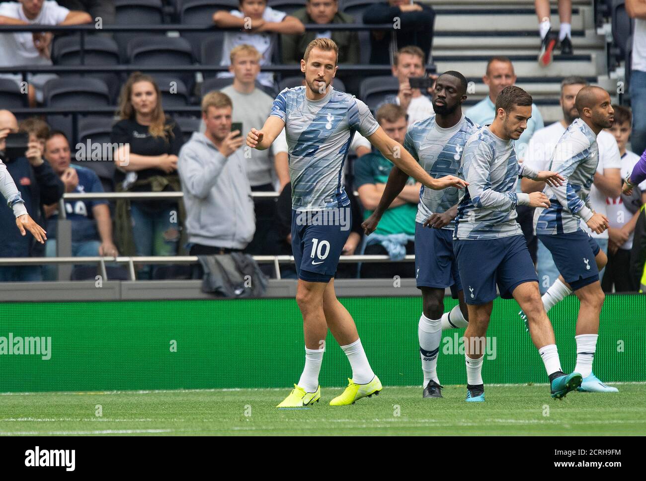 Harry Kane warms up before the game. Spurs v Aston Villa. PHOTO CREDIT