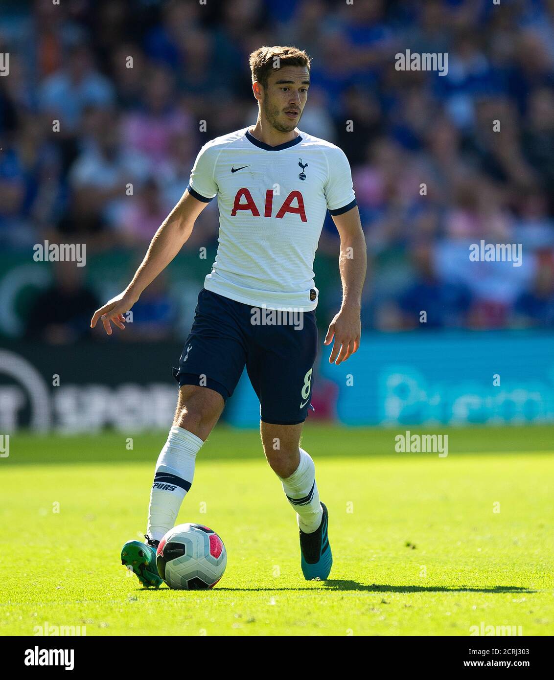 LONDON, ENGLAND - FEBRUARY 22, 2020: Reece James of Chelsea and Harry Winks of Tottenham pictured during the 2019/20 Premier League game between Chelsea FC and Tottenham Hotspur FC at Stamford Bridge Stock Photo - Alamy