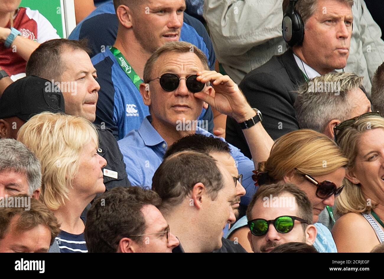 James Bond actor Daniel Craig in the crowd at Twickenham. ENGLAND V WALES  PHOTO CREDIT :  © MARK PAIN / ALAMY STOCK PHOTO Stock Photo