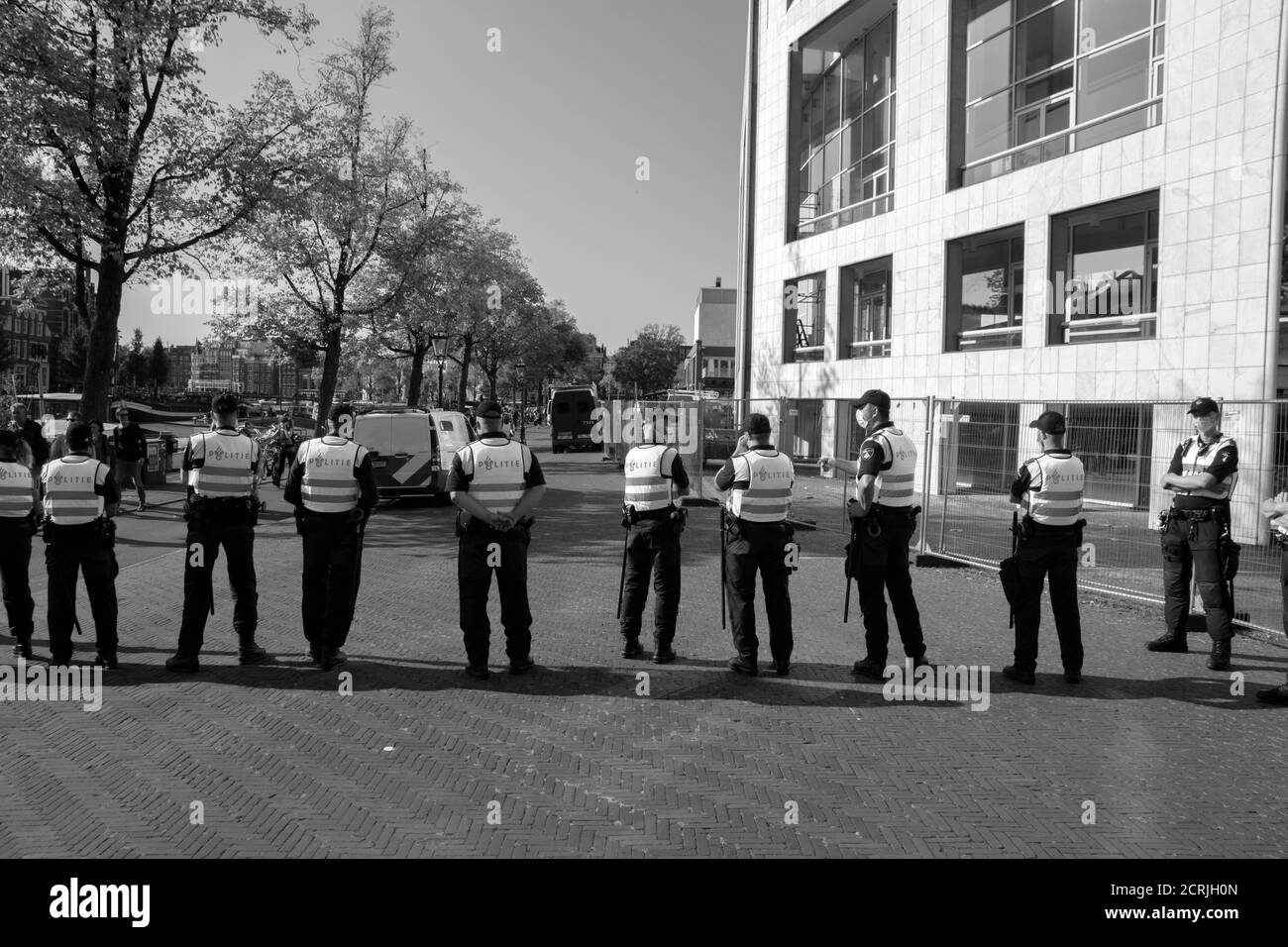 Police Blockade At The Stopera Building During The Extinction Rebellion Group At The Stopera Square At Amsterdam The Netherlands 7-9-2020 Stock Photo