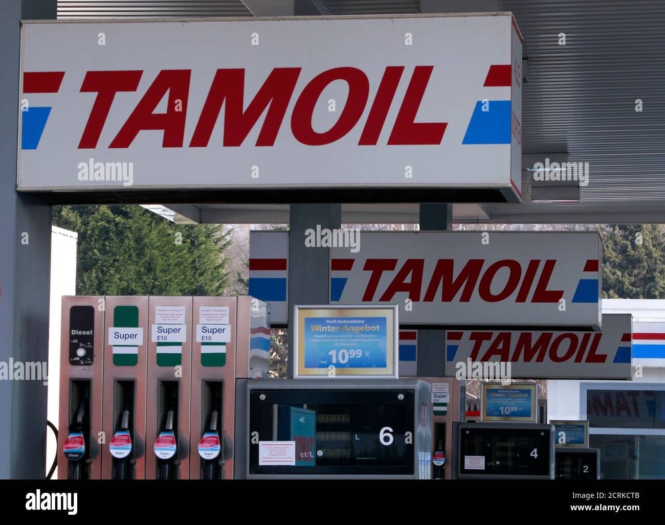 A Petrol Station Of The Libyan Oil Firm Tamoil Is Seen In Berlin February 27 11 The Loss Of Libyan Oil Is A Heavy Blow To European Refiners Who Face A Costly A Petrol Station Of The Libyan Oil Firm Tamoil Is Seen In Berlin February 27 11 The Loss Of Libyan Oil Is A Heavy Blow To European Refiners Who Face A Costly