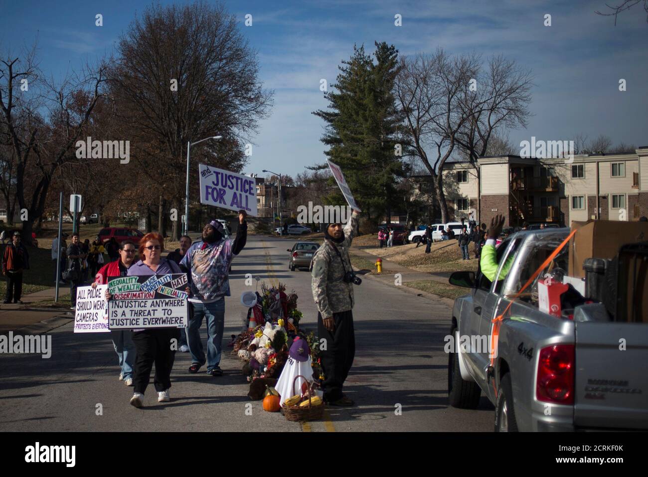 Canfield apartments hires stock photography and images Alamy