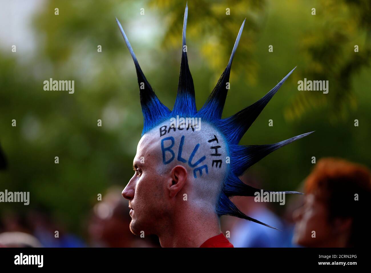 Mohawk hair cut hi-res stock photography and images - Alamy Mohawk hair cut hi-res stock photography and images - Alamy