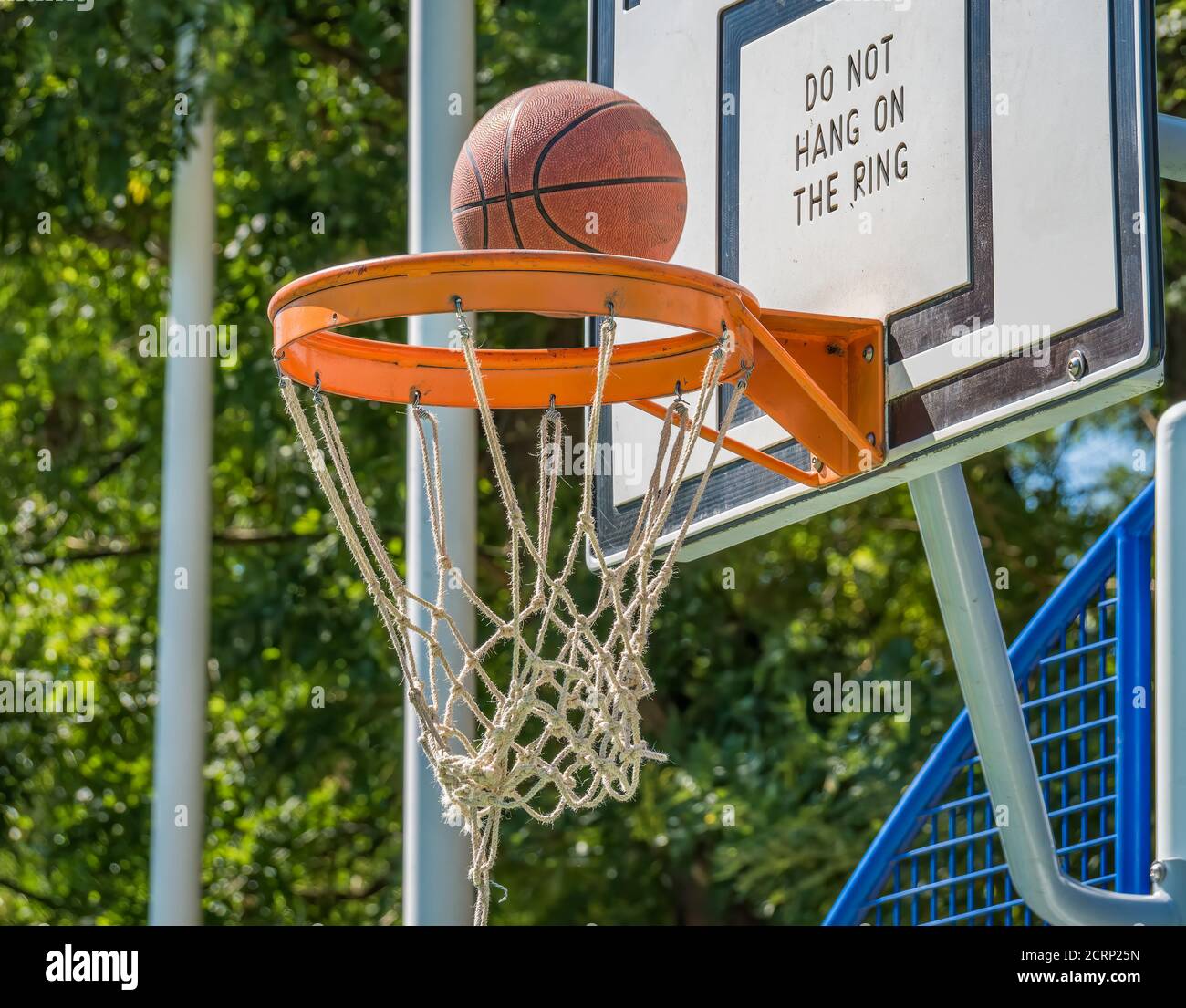 Basketball player scoring field goal hi res stock photography and Basketball player scoring field goal hi res stock photography and