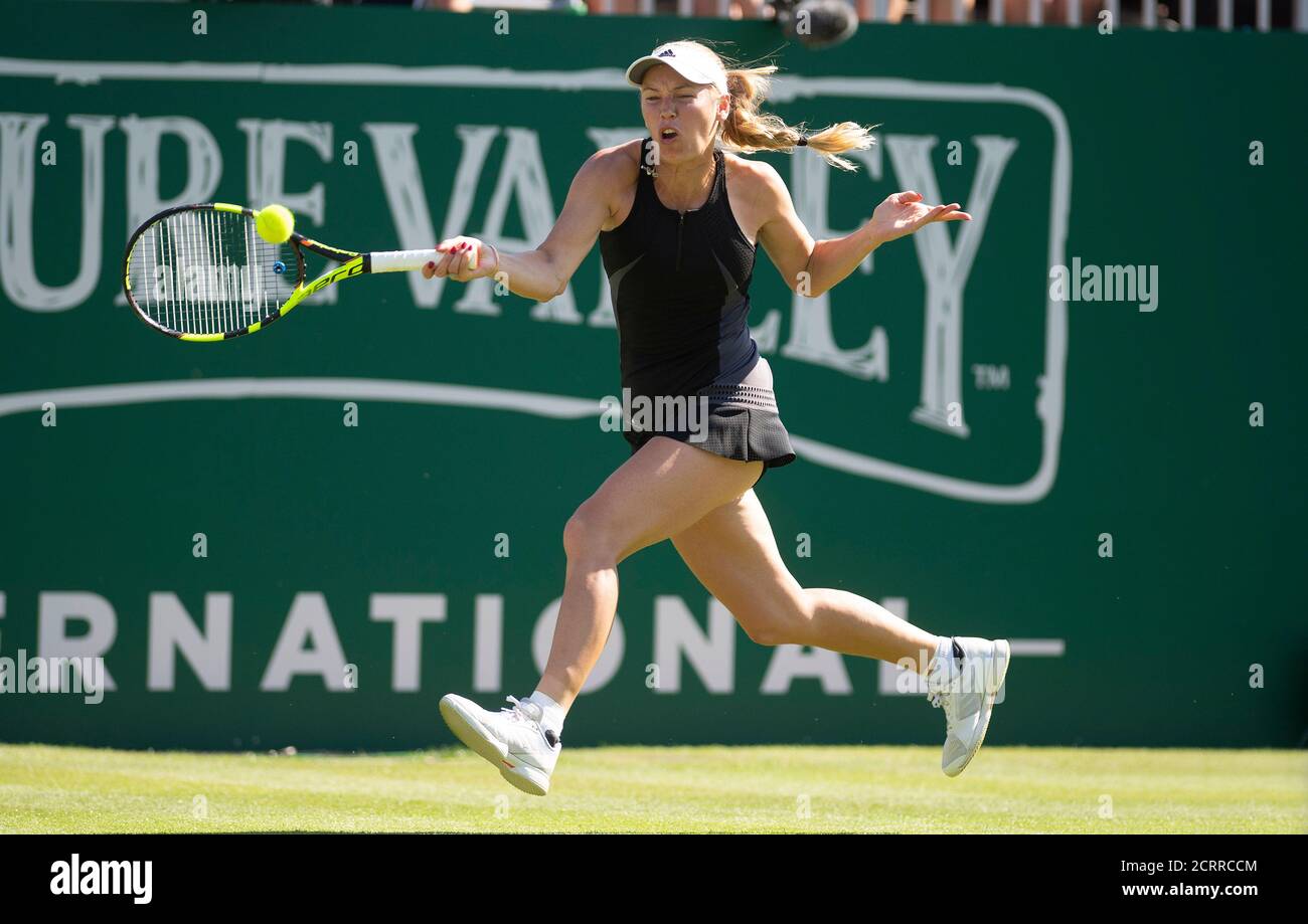 Caroline Wozniacki on her way to victory over Camila Giorgi.  Nature Valley International - Eastbourne. Picture Credit : © Mark Pain / Alamy Stock Photo
