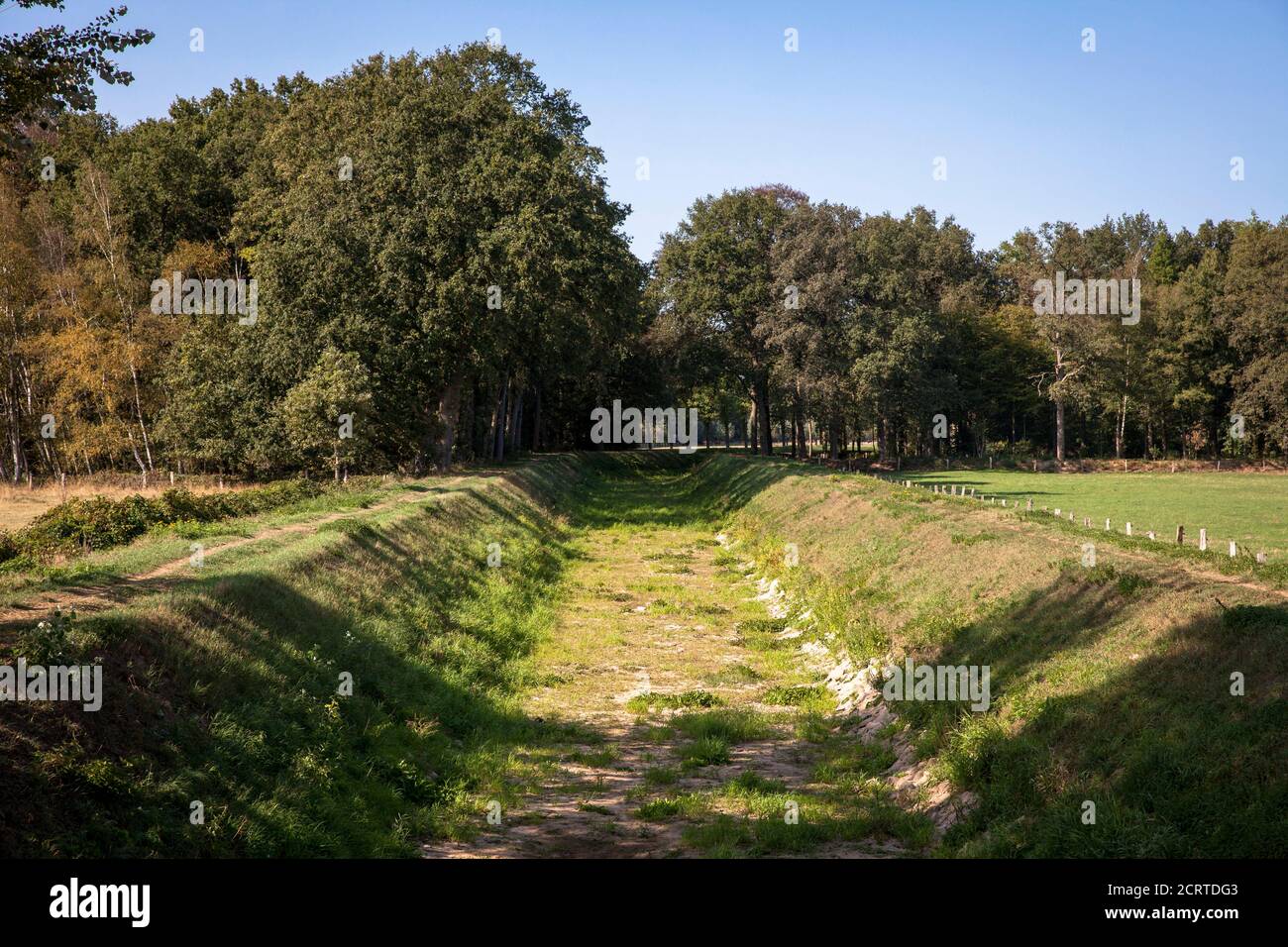 the dry fallen river Issel near Wesel on September 19th. 2020, North Rhine-Westphalia, Germany.  der trocken gefallene Fluss Issel bei Wesel am 19.09. Stock Photo