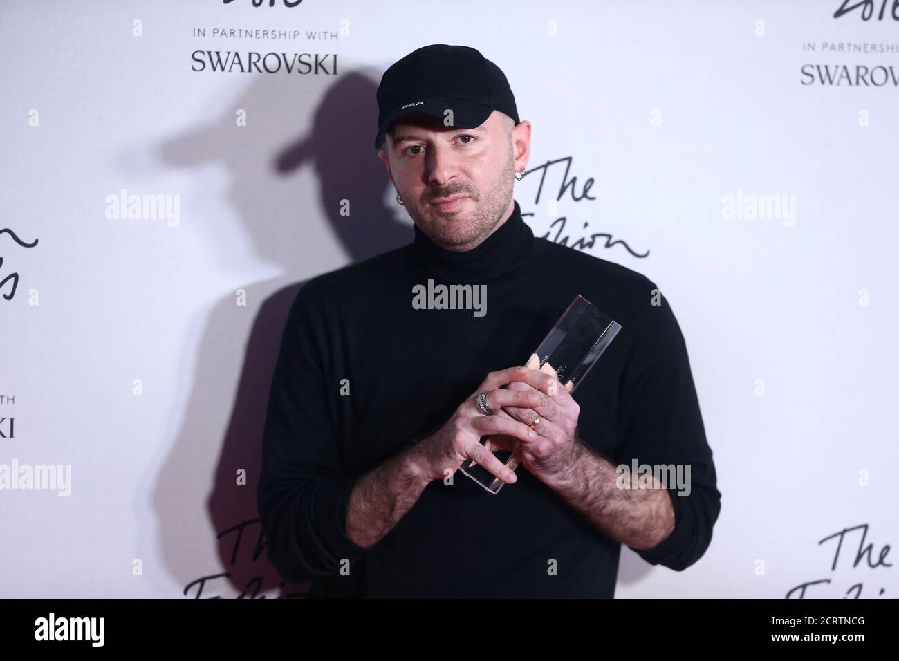 demna gvasalia brand