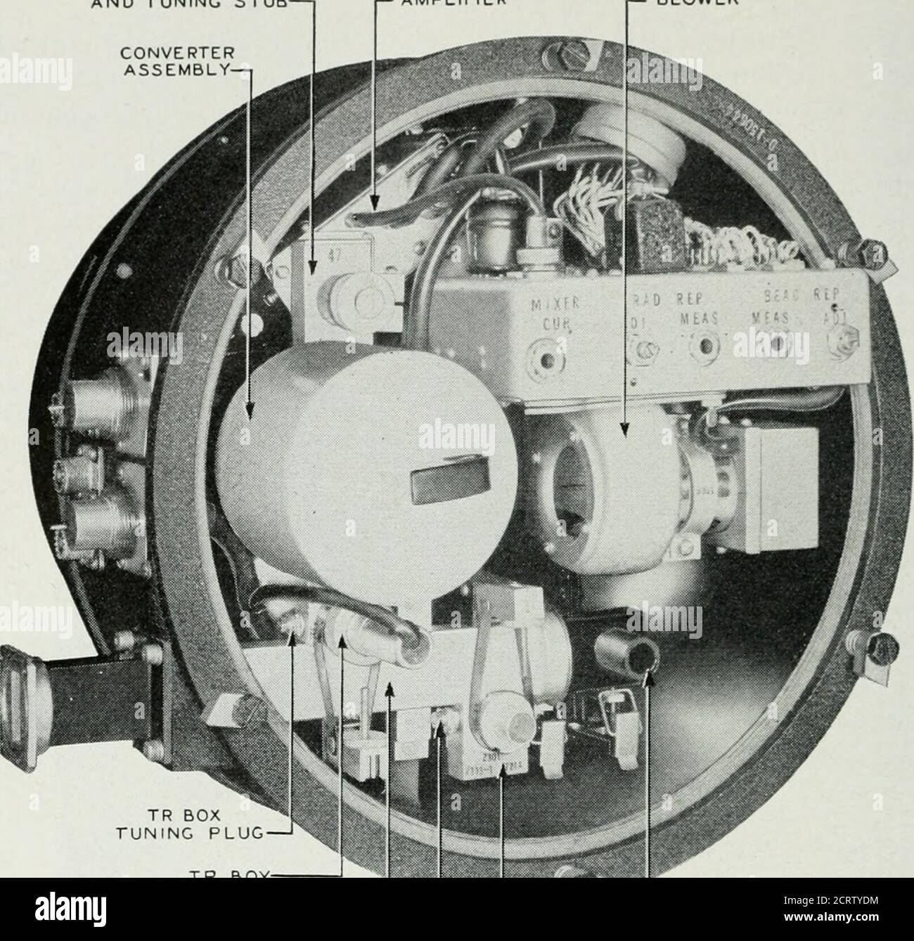 The Bell System technical journal . BEATING OSCILLATORAND PREAMPLIFIER 11—The wave guide system of the SL radar emi)Ioying the 721. tulte Fig. 13 while Fig. 14 is an