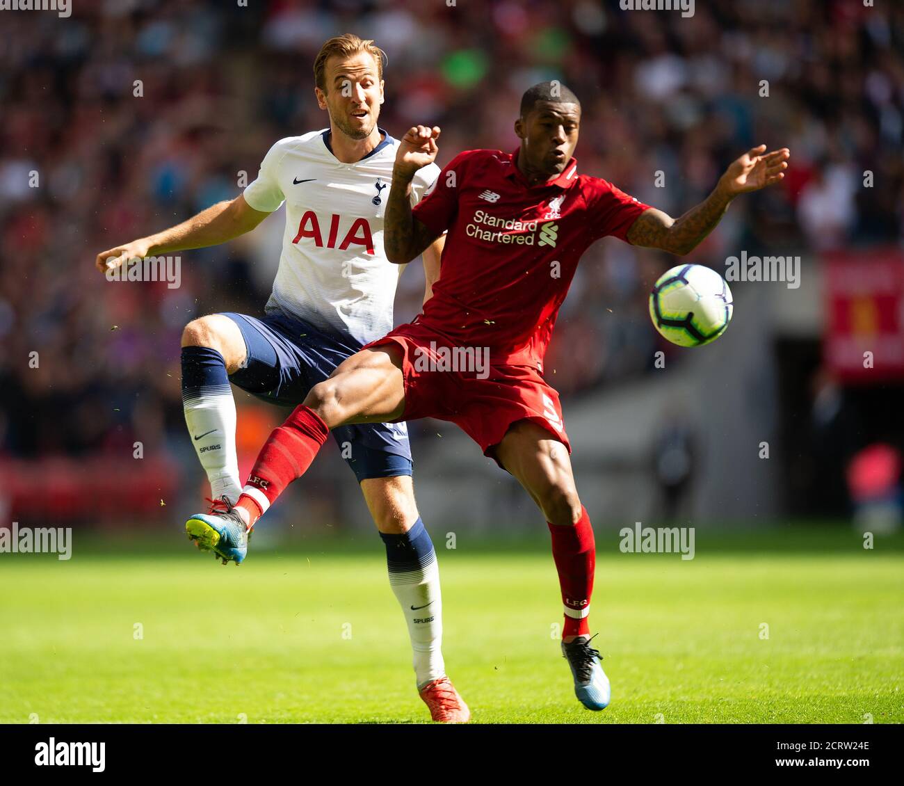 Tottenham Hotspur's Harry Kane and Liverpool's Georgino Wijnaldum  PHOTO CREDIT : © MARK PAIN / ALAMY STOCK PHOTO Stock Photo