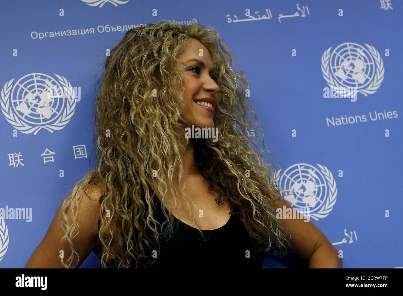 Press conference shakira hi-res stock photography and images - Alamy