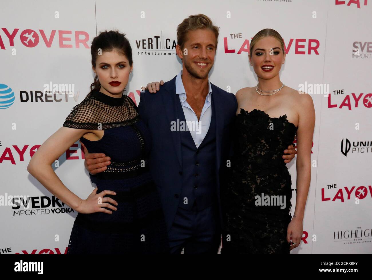 Cast members Alexandra Daddario (L), Matt Barr and Kate Upton pose at the  premiere for "The Layover" in Los Angeles, California, U.S., August 23,  2017. REUTERS/Mario Anzuoni Stock Photo - Alamy