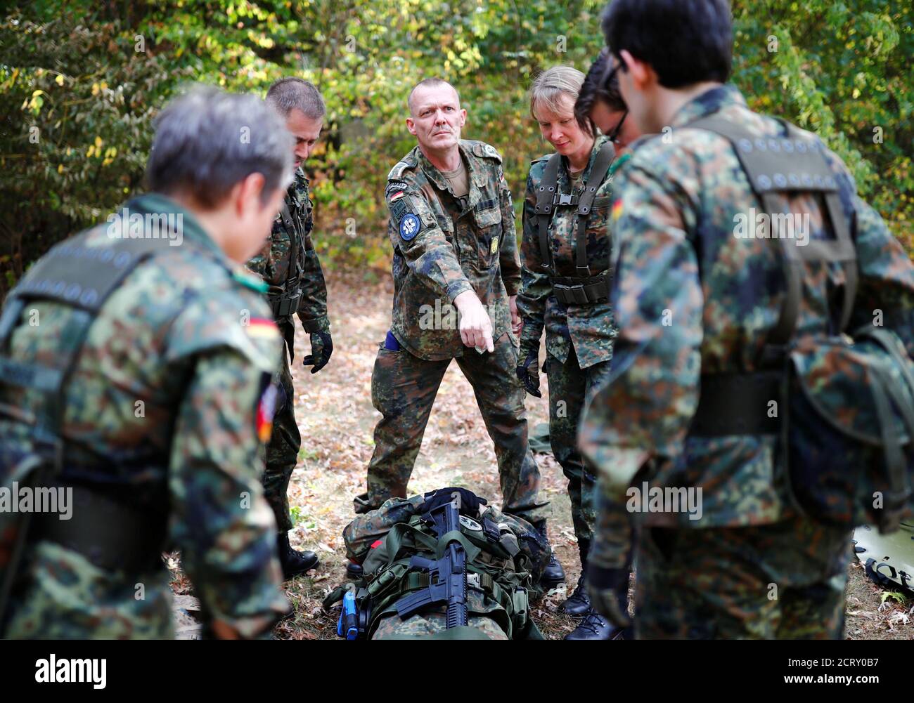 Members of the German Armed Forces (Bundeswehr) Reservists Association train civilians willing to become the reservists of Bundeswehr in Berlin, Germany, September 15, 2018. REUTERS/Hannibal Hanschke Stock Photo