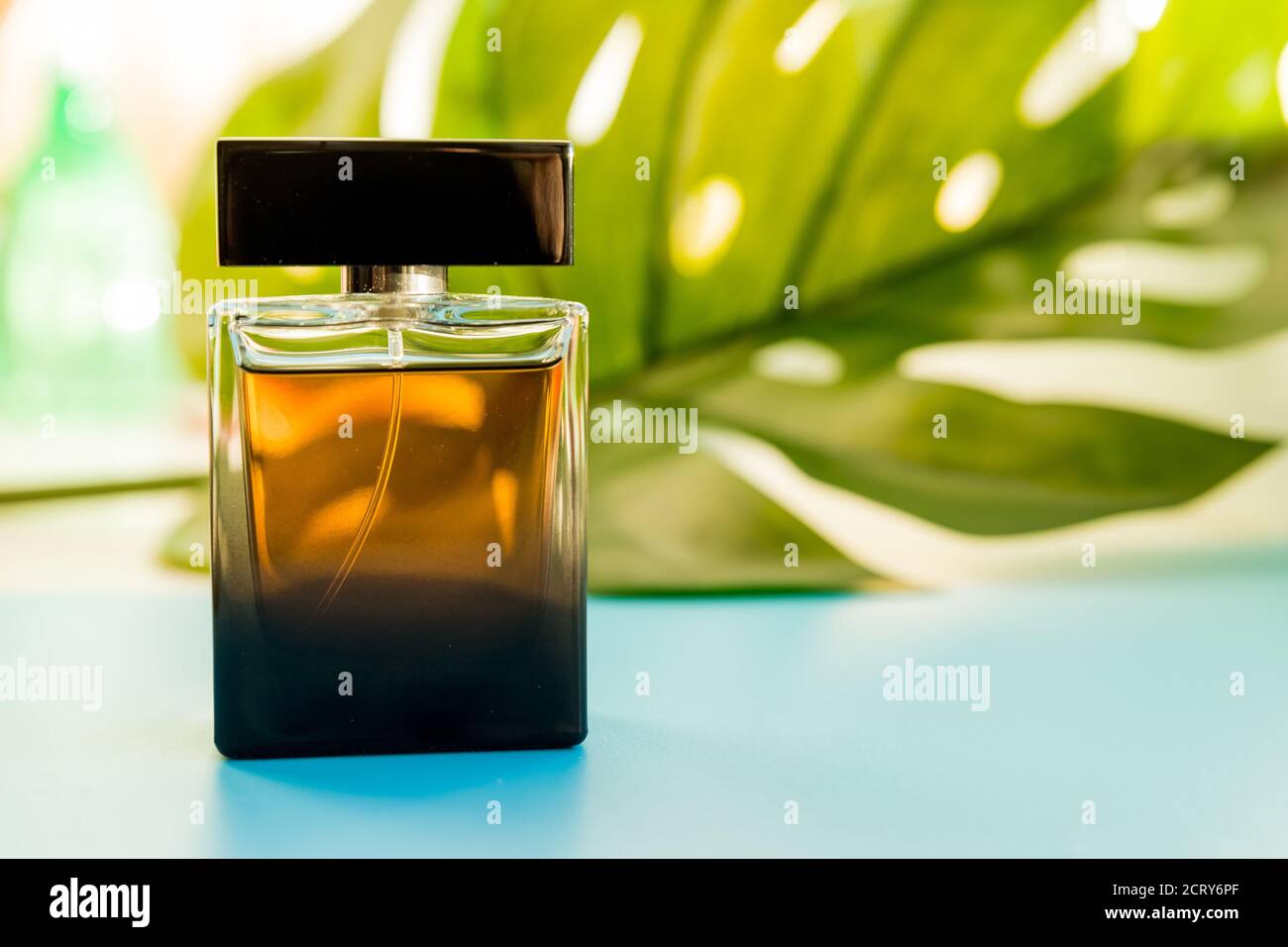 Beauty man fragrance hi-res stock photography and images - Alamy