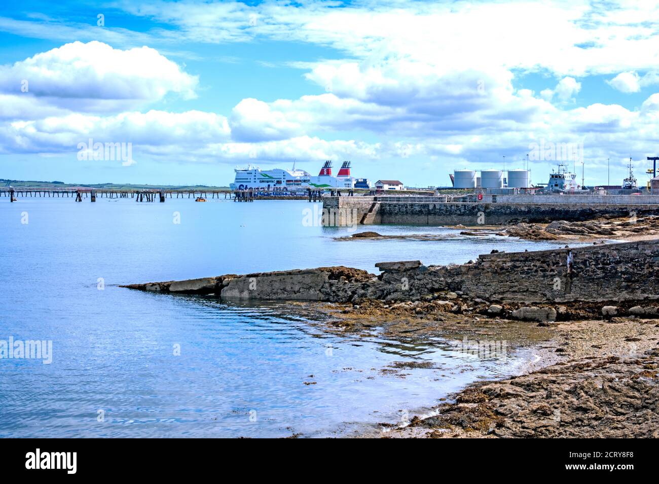 Looking from Newry Beach towards the Mackenzie Pier and ferry terminal. Stock Photo