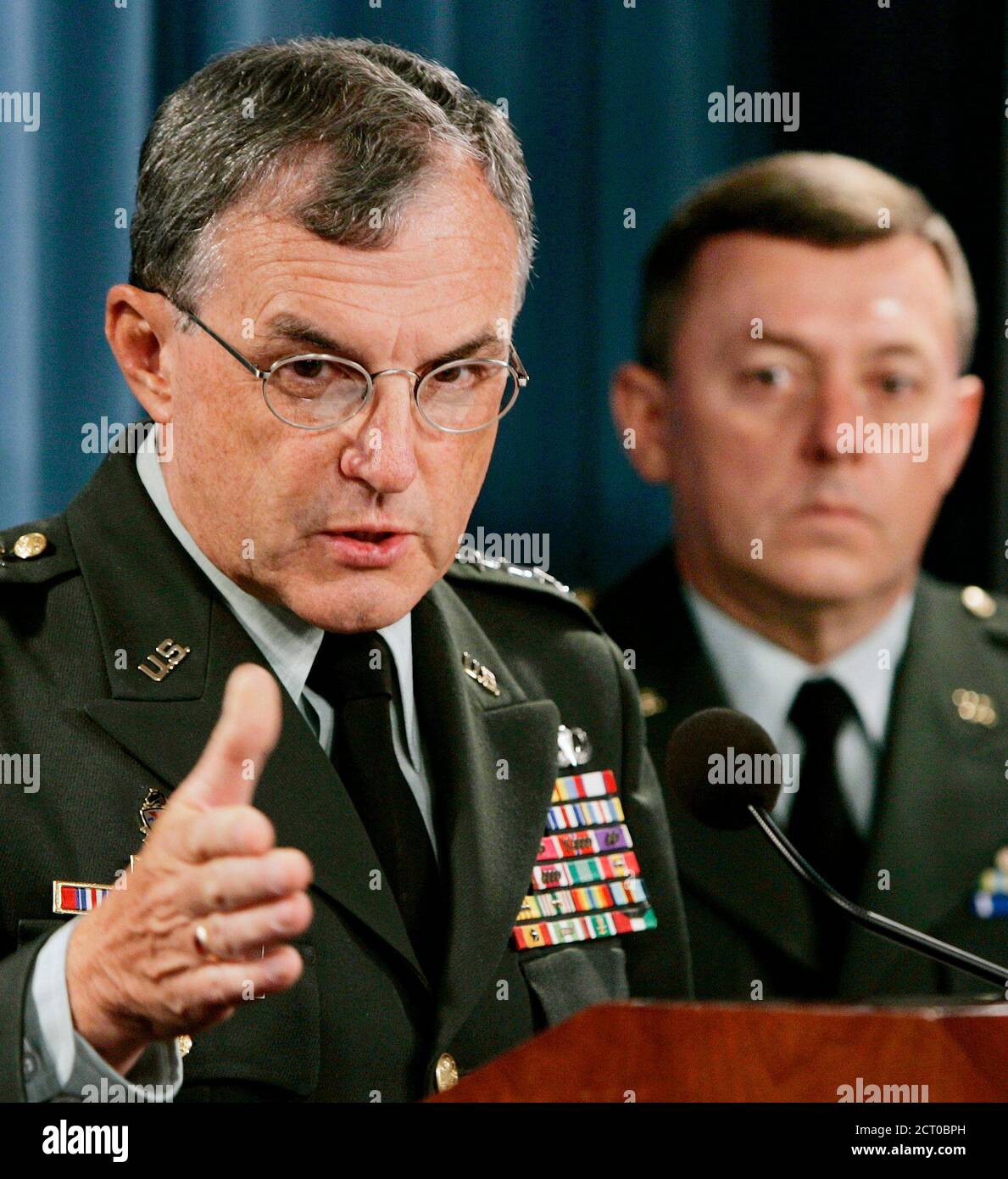 United states army materiel command hi-res stock photography and images