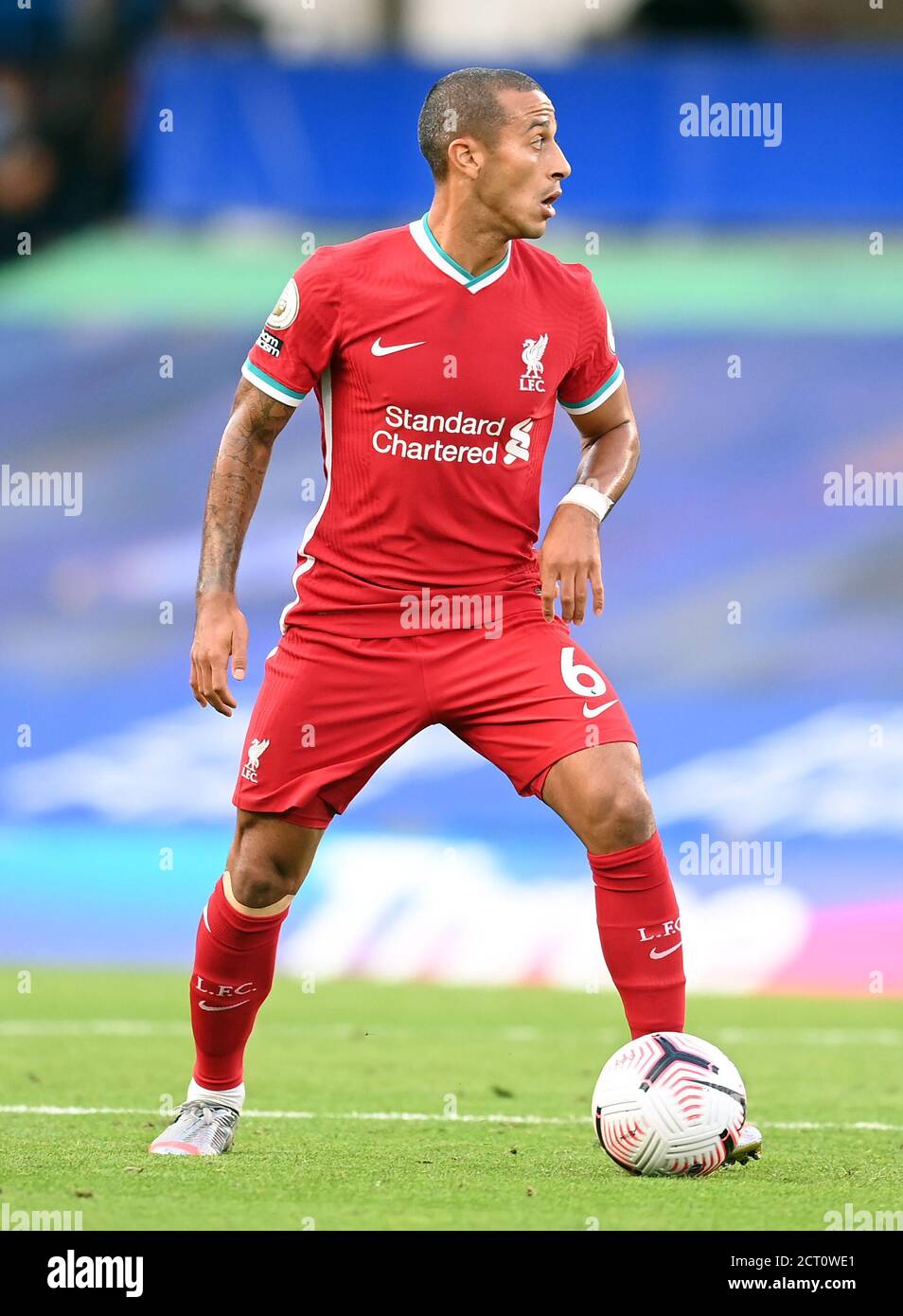 Liverpool's Alcantara Thiago in action during the Premier League match at Stamford Bridge, London. Stock Photo