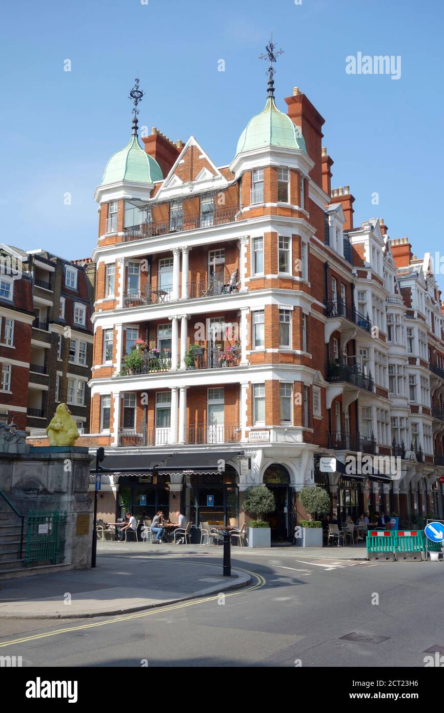 Spaghetti House Italian Restaurant Situated in a Townhouse