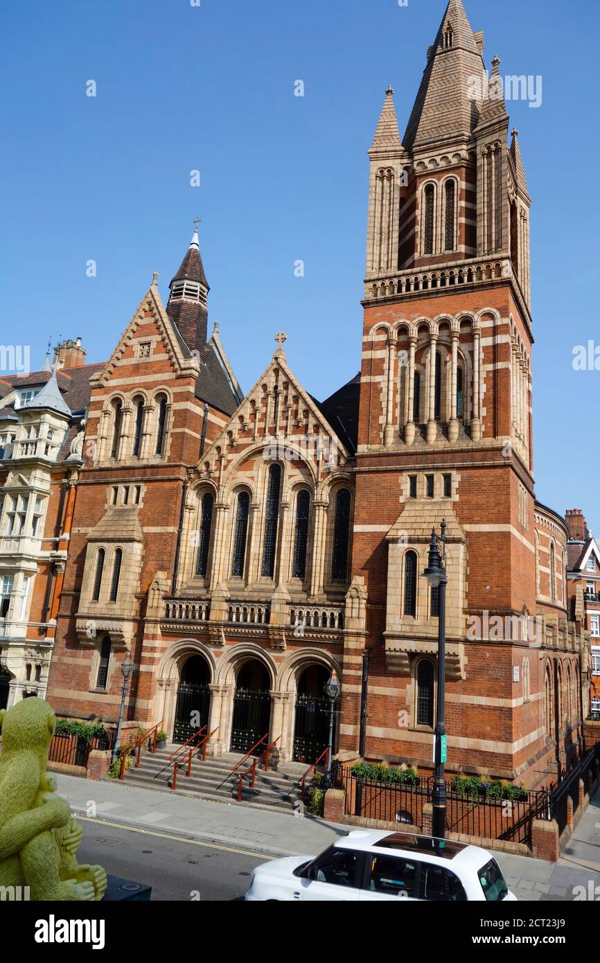 London catholic church churches hires stock photography and images Alamy