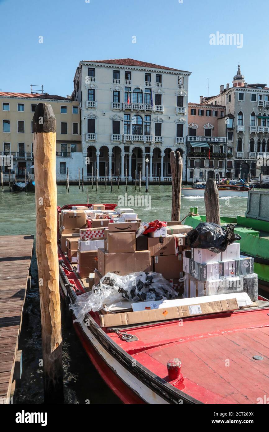 Venice Marketplace High Resolution Stock Photography And Images Alamy https www alamy com venice italy image376219926 html