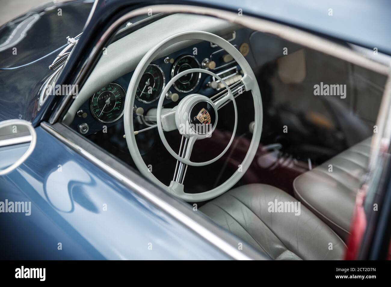Looking through the drivers window of a Porsche 356 at the Bicester Heritage Sunday scramble Stock Photo