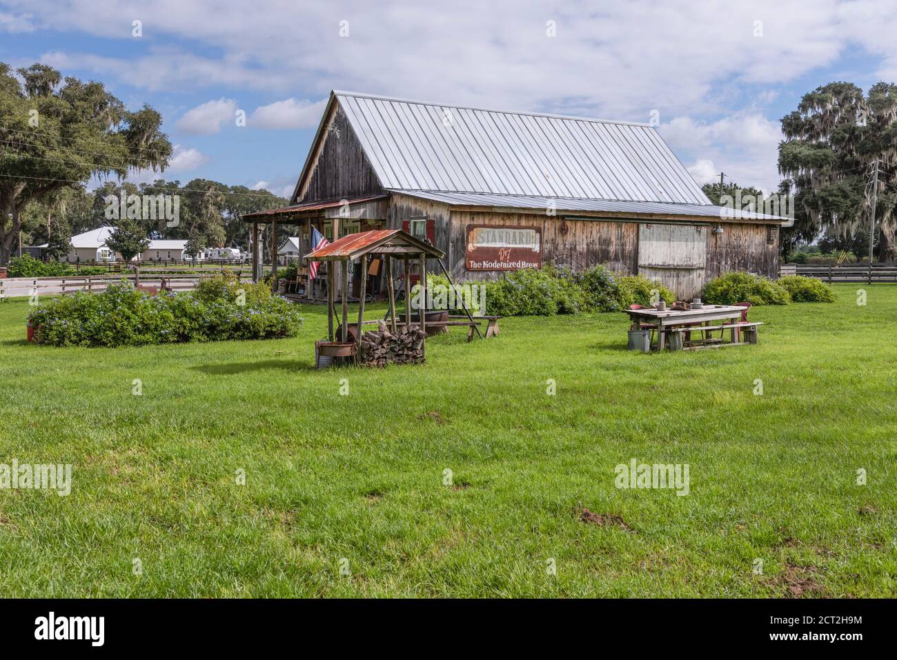 Old Farm Cracker House located in Weirsdale, Florida USA Stock Photo